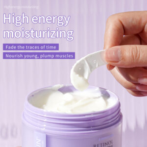 Retinol + Fullerene Age-Defying Cream - (200g) - Image 4
