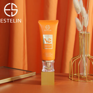 Vitamin C Plus Brightening & Anti-Aging Facial Cleanser - Image 4